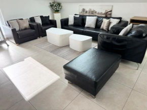 Appartement Bes,, Attique neuf avec confort
